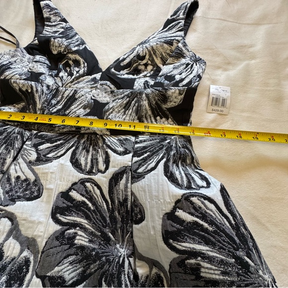 Vera Wang Black and White Floral Cocktail Mini Dress - Picture 5 of 11